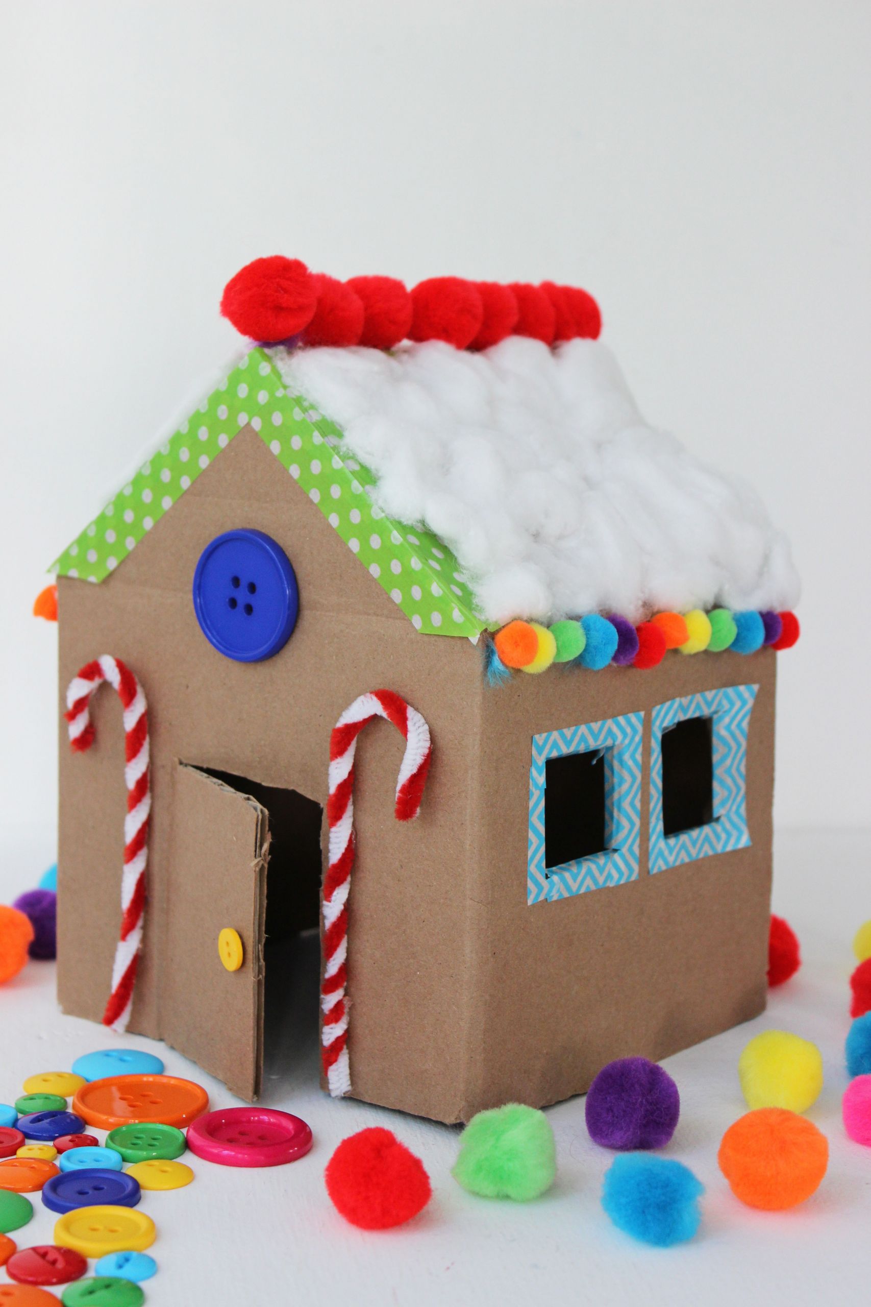 Cardboard Box Craft Ideas
 10 ways to turn you cardboard boxes into kids’ crafts