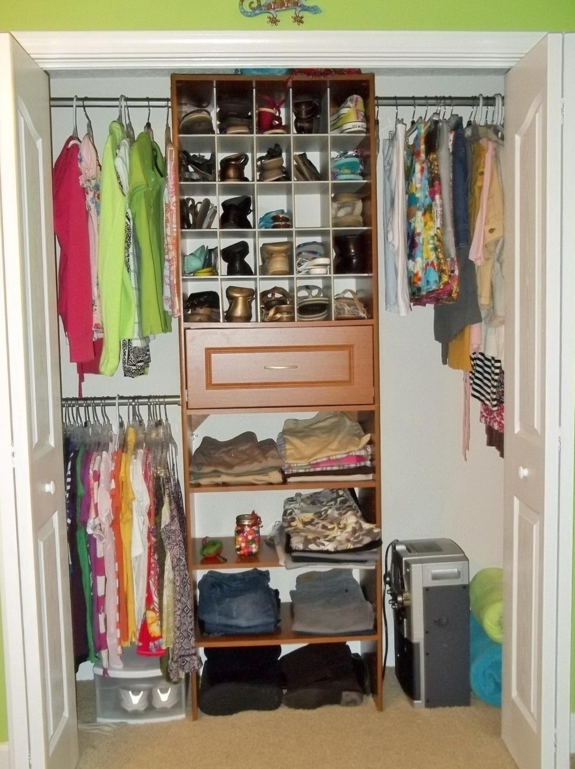 Cheap DIY Closet Organization
 Diy Closet Organizer Cheap