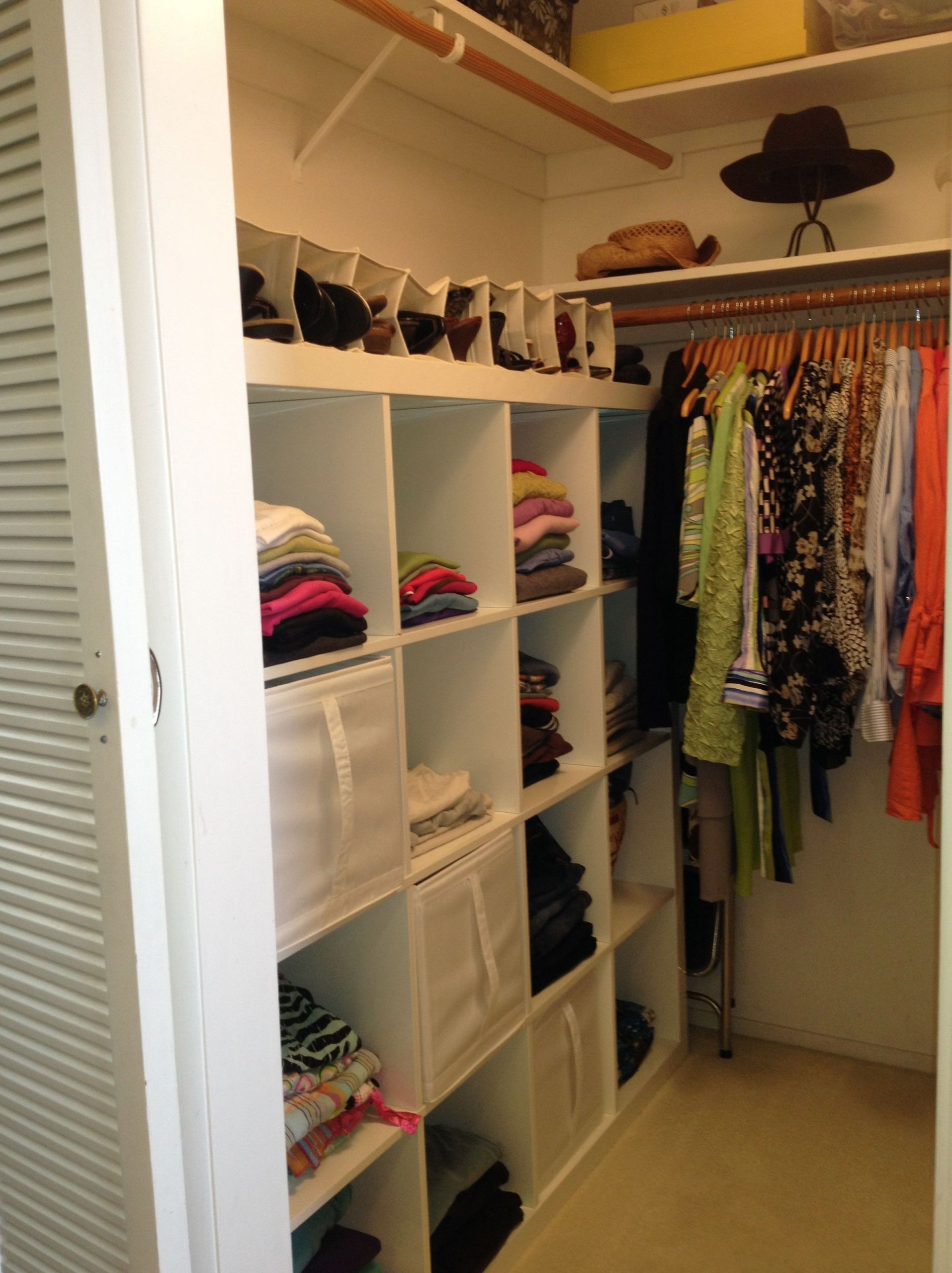 Cheap DIY Closet Organization
 Beautiful Cheap Walk In Closet organization Ideas