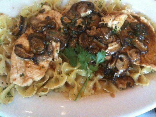 Cheesecake Factory Chicken Marsala Recipe
 cheesecake factory chicken marsala YUM