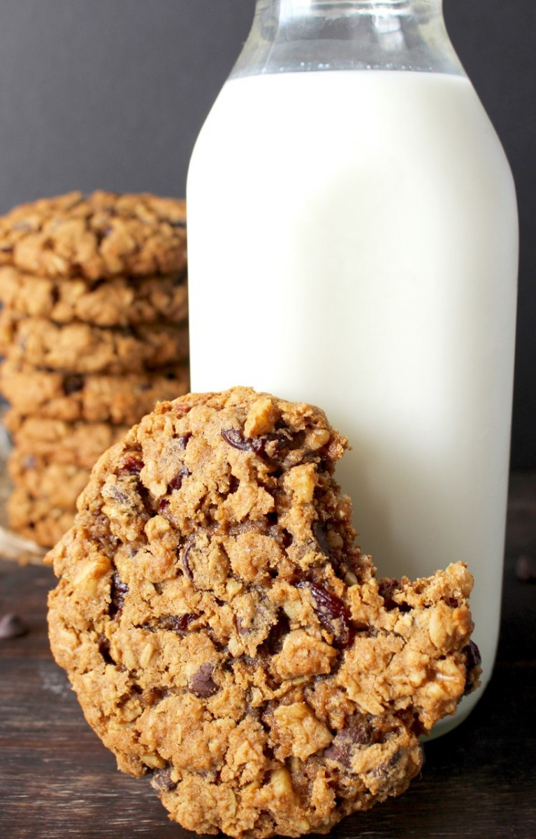 Chewy Oatmeal Cookies
 Big and Chewy Oatmeal Cookies Golden Barrel
