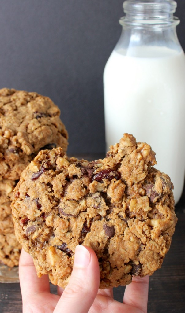 Chewy Oatmeal Cookies
 Big and Chewy Oatmeal Cookies Golden Barrel
