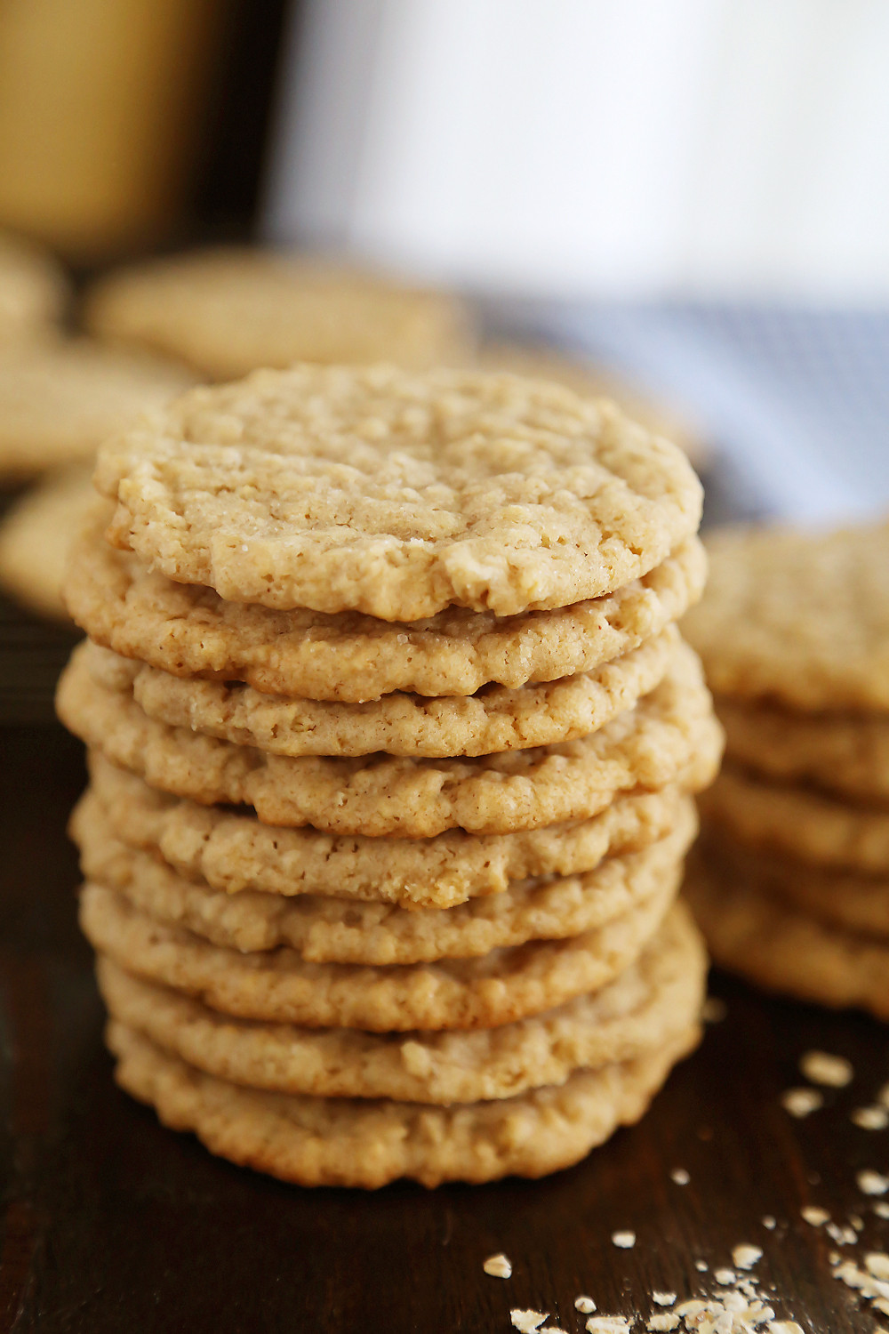 Chewy Oatmeal Cookies
 Old Fashioned Soft and Chewy Oatmeal Cookies
