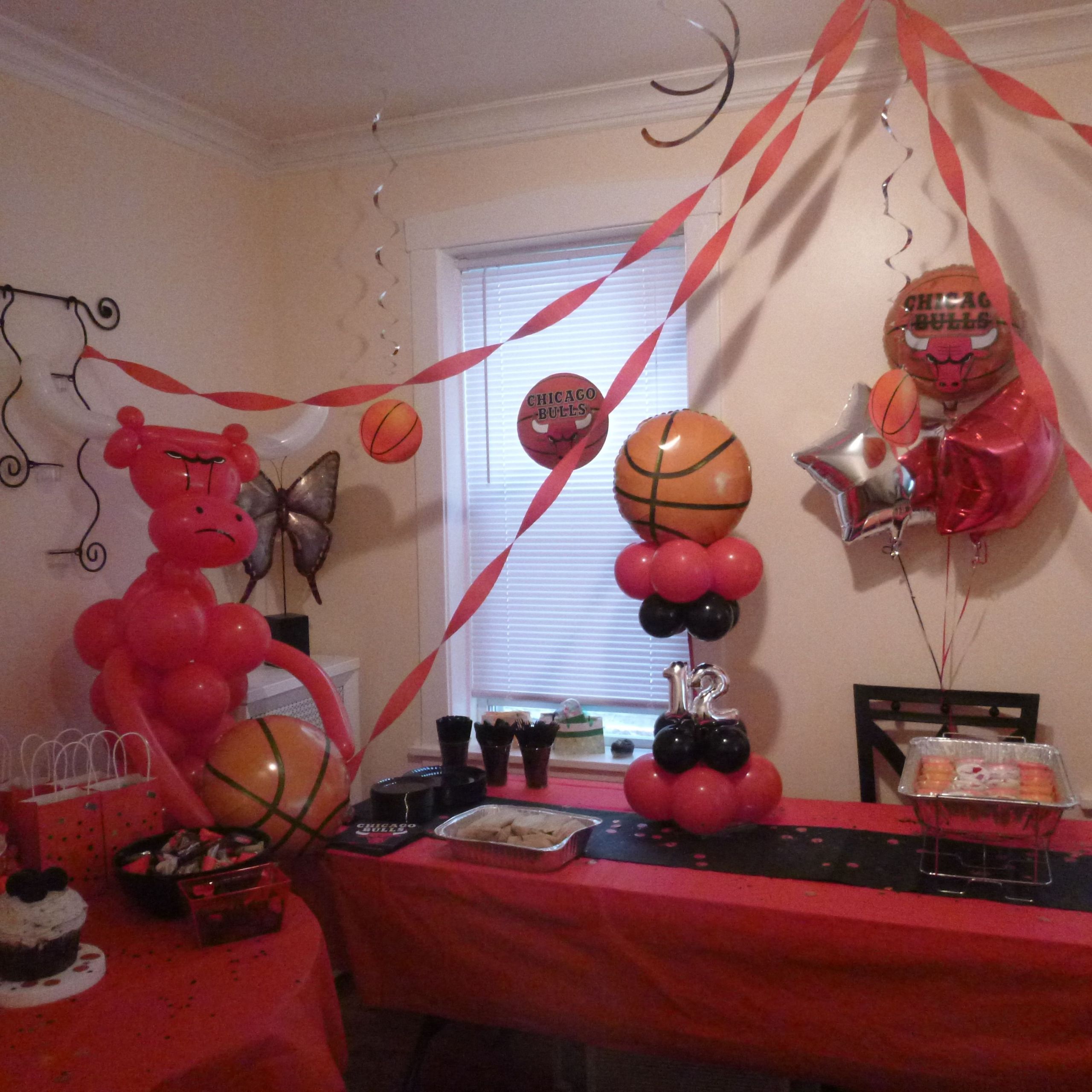 Chicago Birthday Party Ideas
 Chicago bulls birthday party