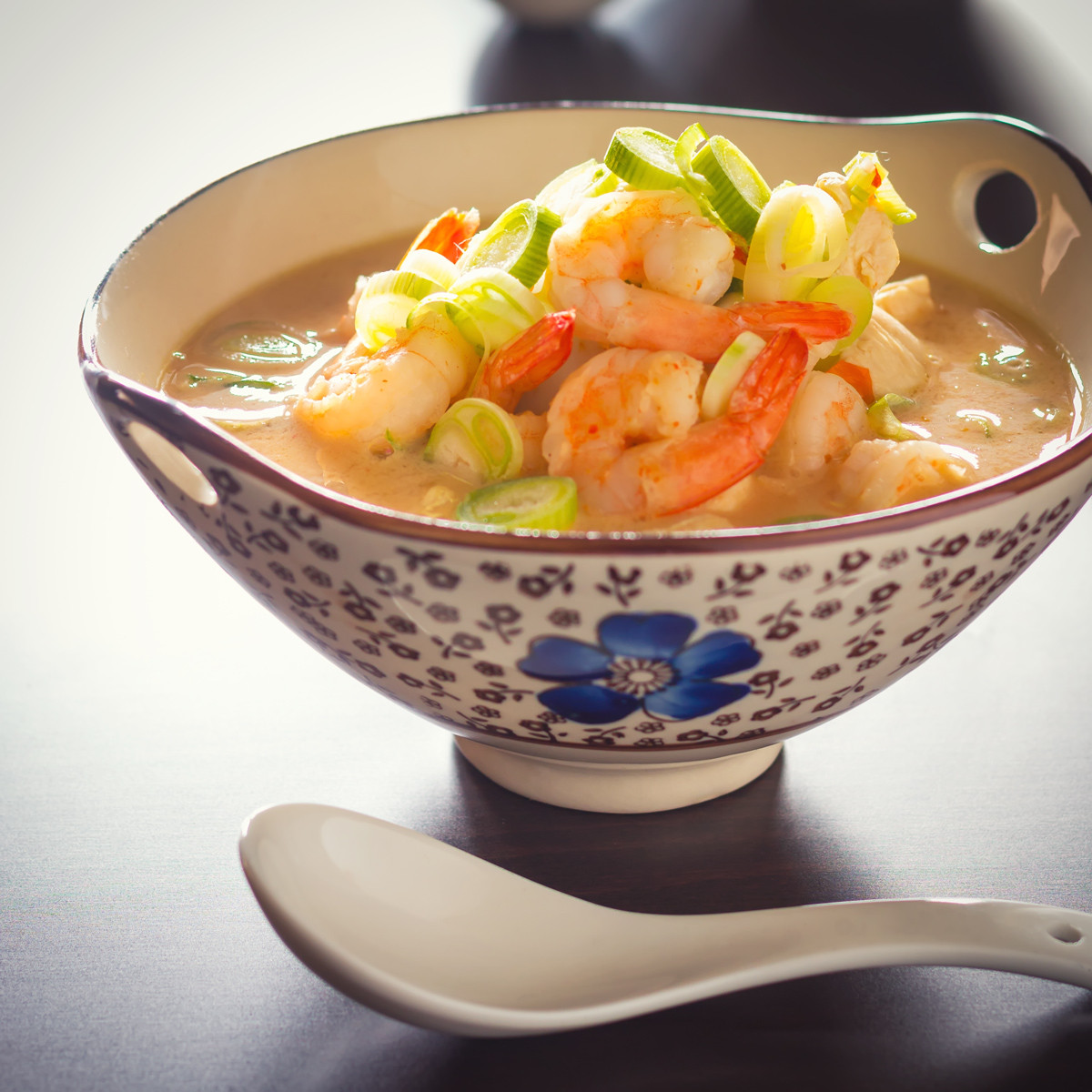 Chicken And Shrimp Soup
 Quick Asian Chicken and Shrimp Soup