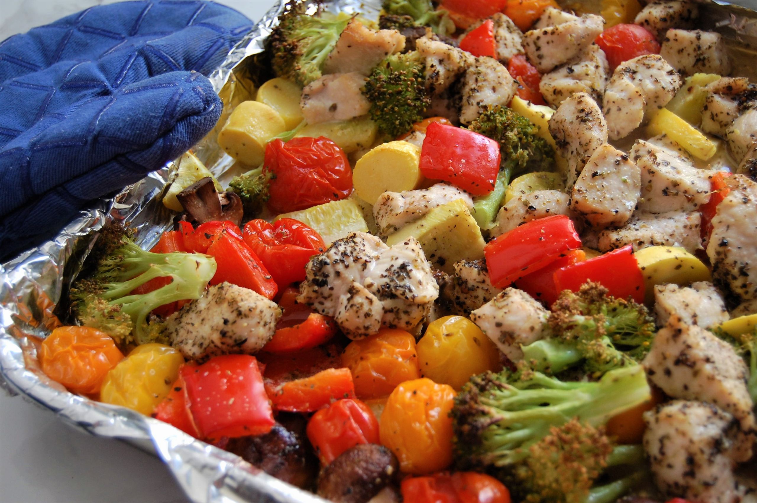 Chicken Breast Sheet Pan Dinner
 Sheet Pan Dinner Chicken & Veggies 30 Minute Dinner