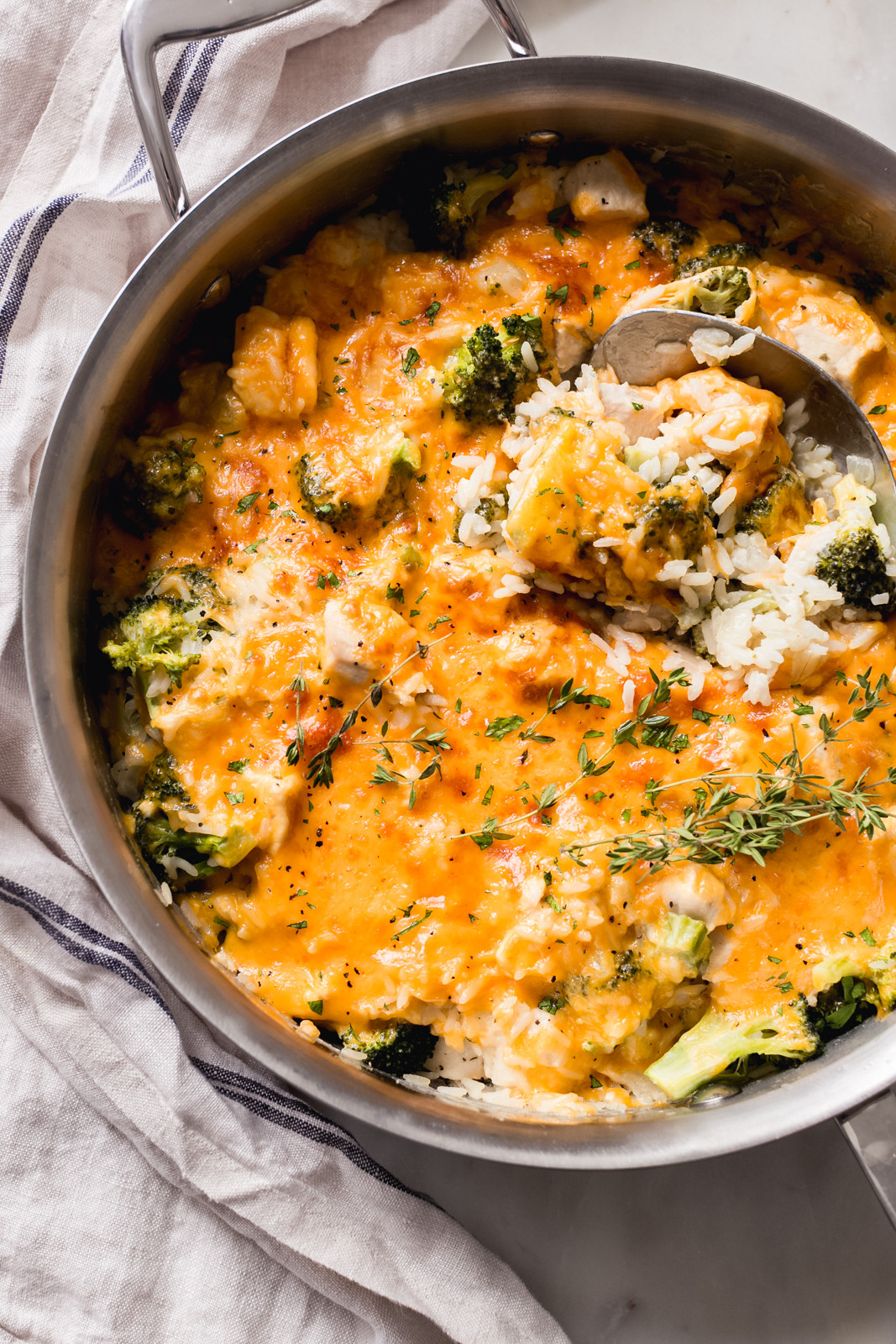 Chicken Broccoli And Cheese Casserole
 e Pot Cheesy Chicken Broccoli Rice Casserole Recipe