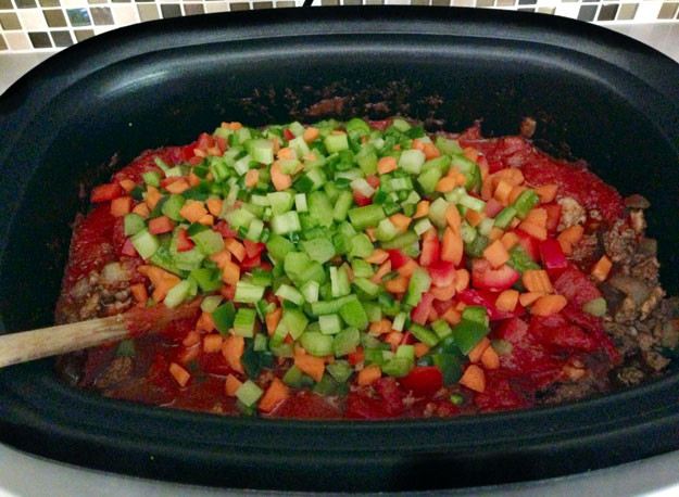 Chili Recipes Crock Pot Ground Beef
 Paleo Crockpot Chili Recipe