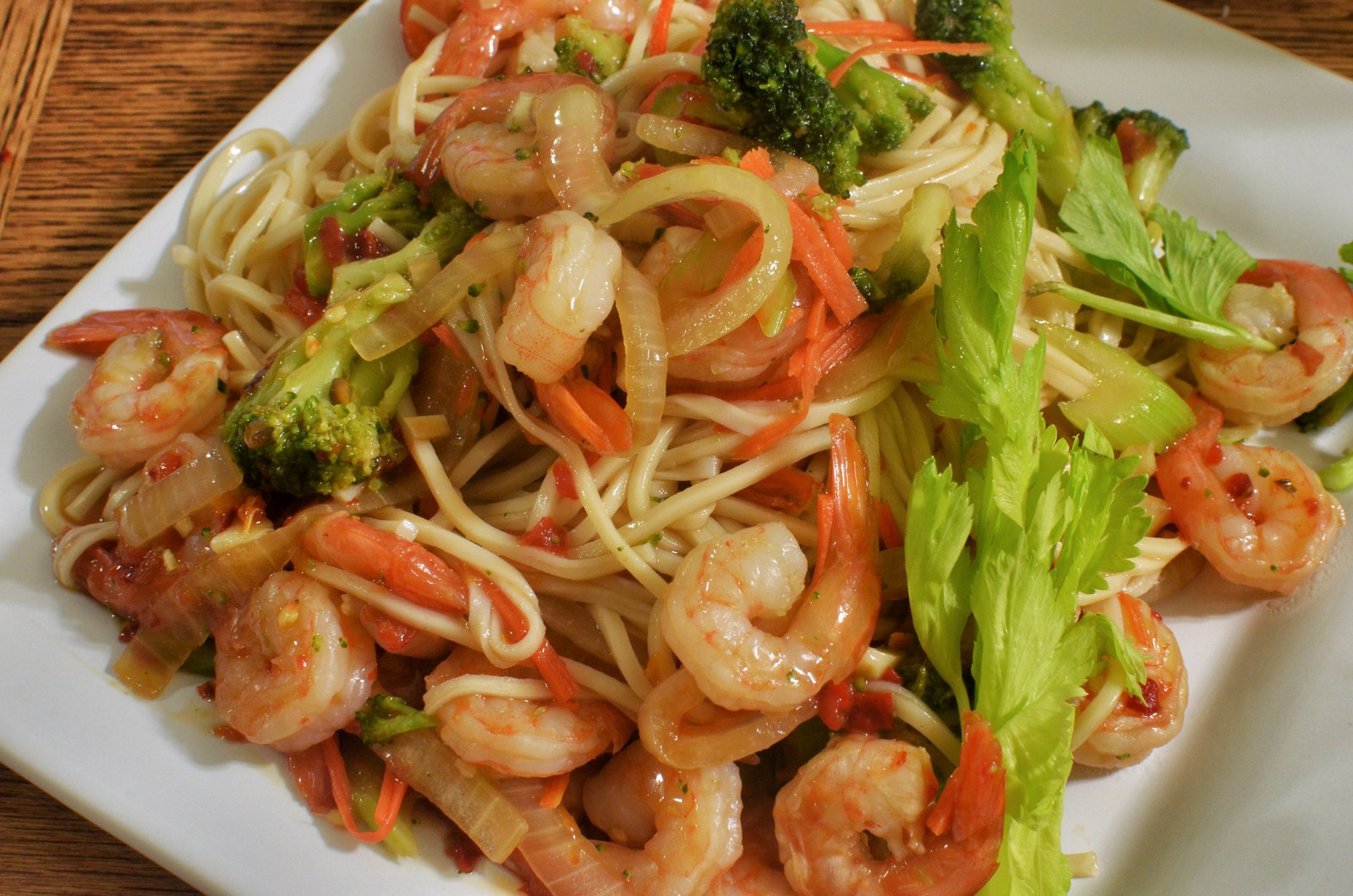 Chinese Noodles With Shrimp
 Shrimp and noodle stir fry