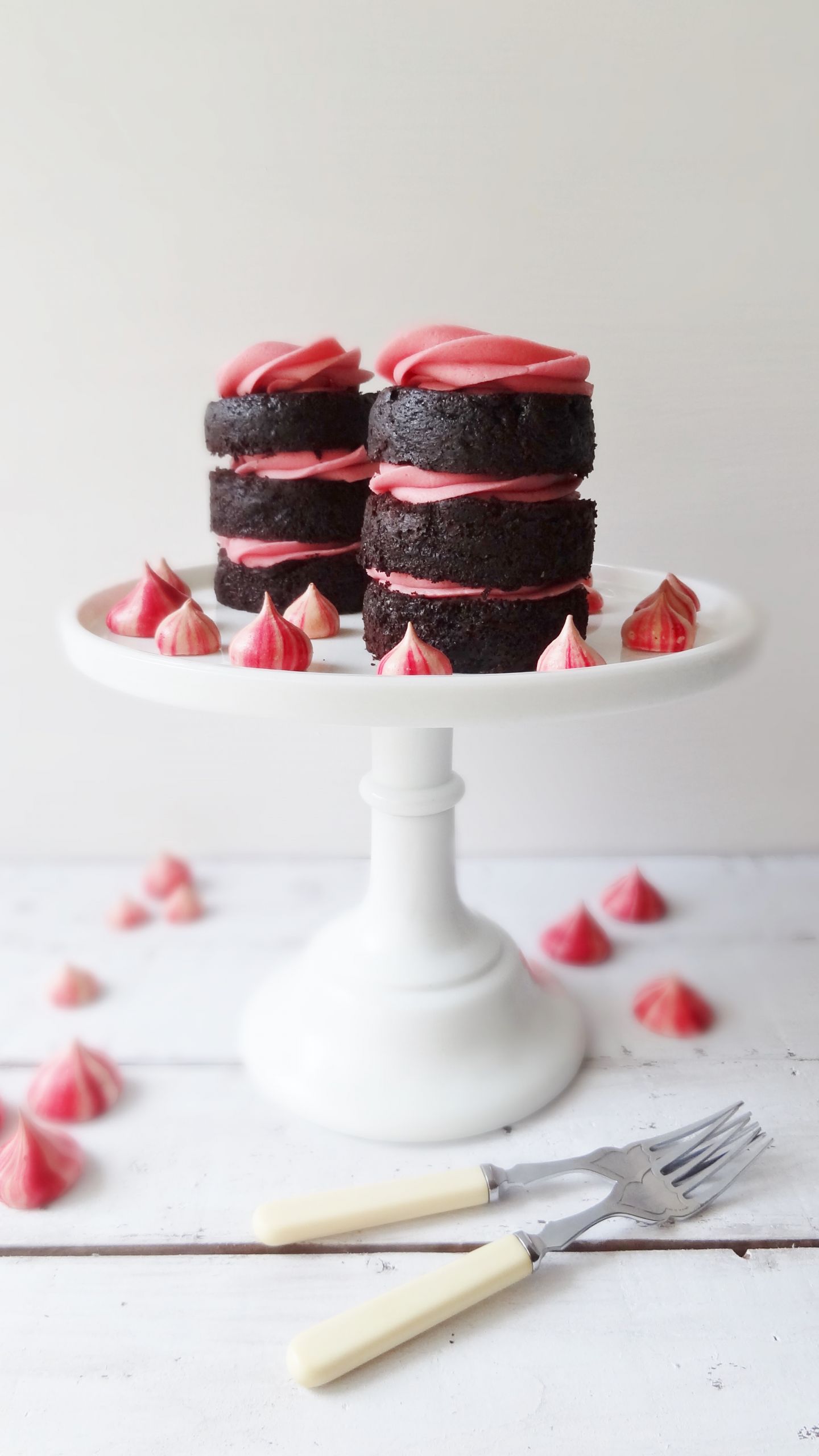 Chocolate Cake For Two
 Mini Chocolate Raspberry Cakes For Two Domestic Gothess