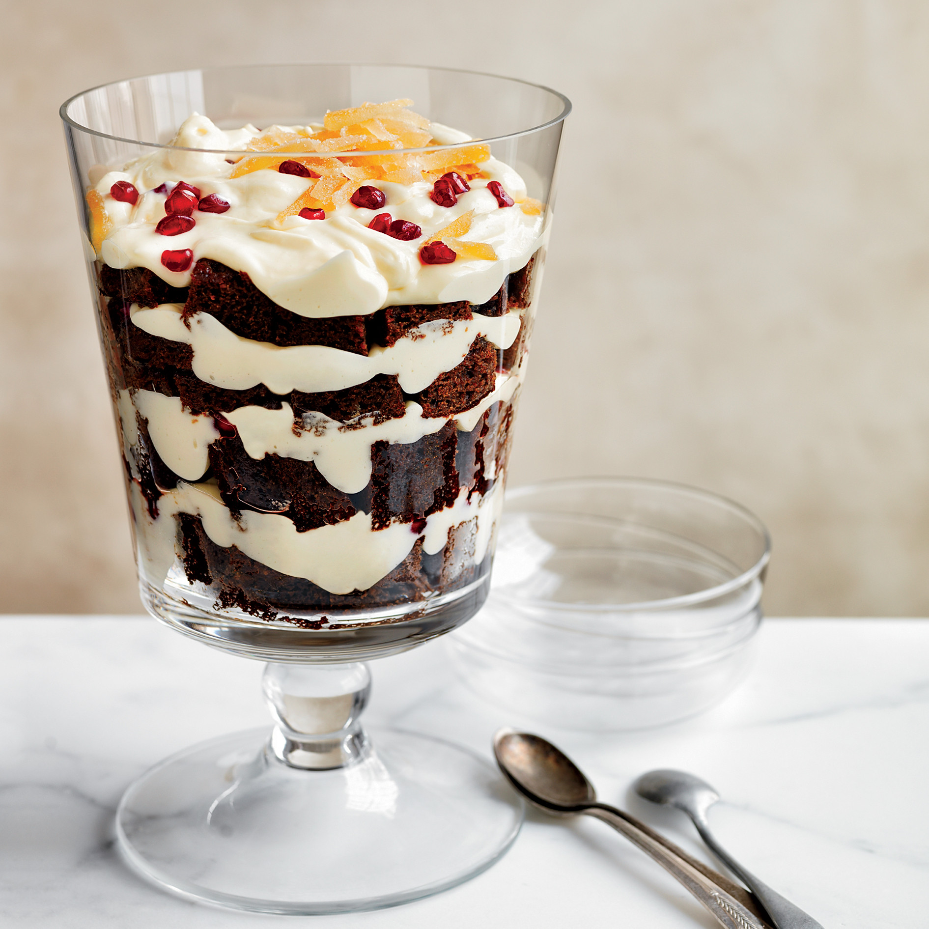 Chocolate Mousse Trifle
 Gingerbread and White Chocolate Mousse Trifle Recipe