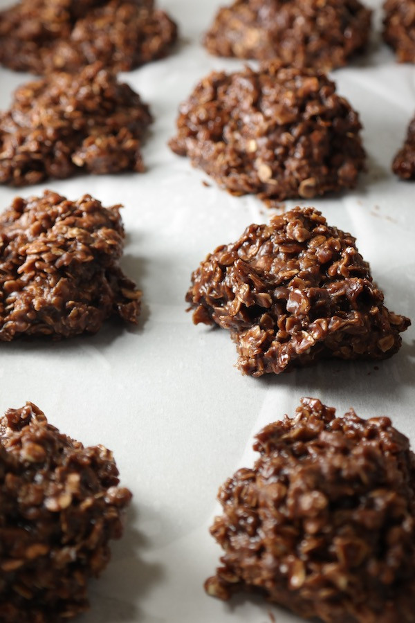 Chocolate Oatmeal No Bake Cookies
 Chocolate Oatmeal No Bake Cookies