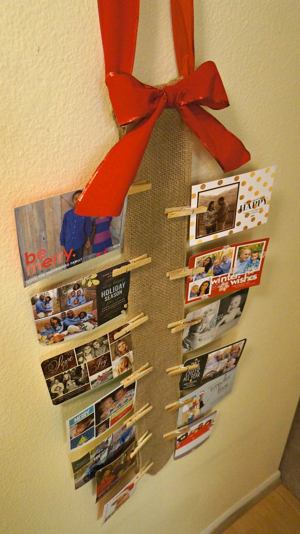 Christmas Card Holder DIY
 How To Display Your Holiday Cards DIY Burlap Wall
