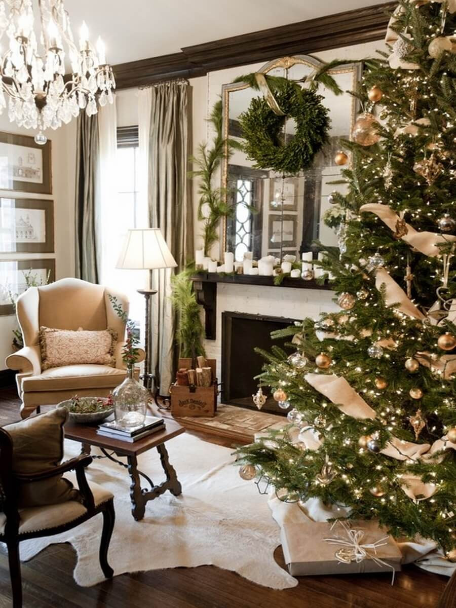 Christmas Decor For Living Room
 Gorgeous Warm and Inviting Christmas Decor for Your