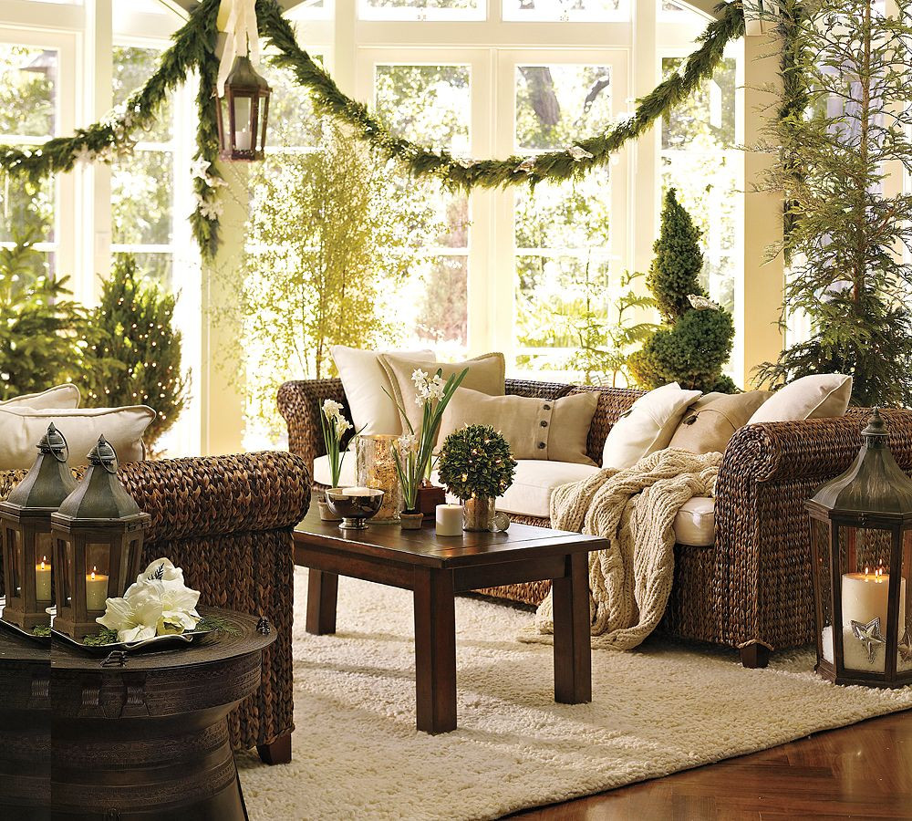 Christmas Decor For Living Room
 Christmas Interiors