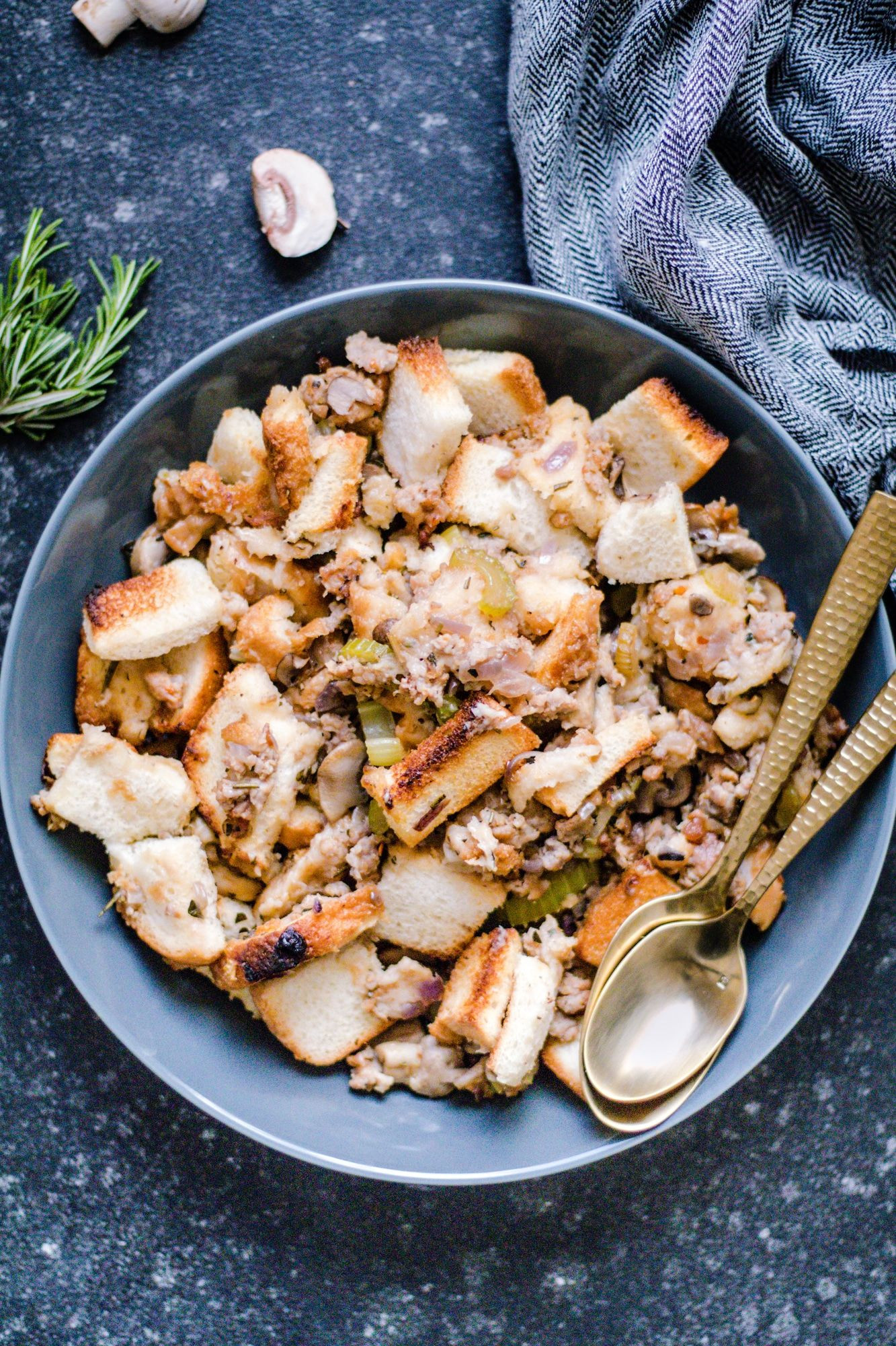 Christmas Dinner Side Dishes Make Ahead
 Make Ahead Thanksgiving Mushroom Sausage Stuffing