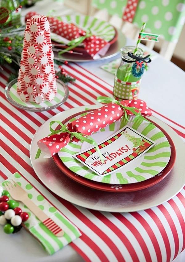 Christmas Party Decor Ideas
 10 Christmas party themes – cool ideas how to throw a