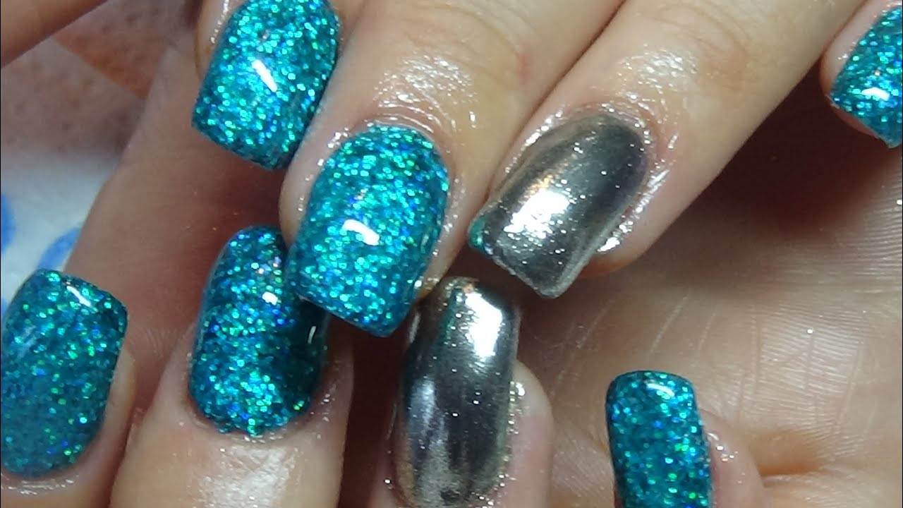 Chrome Glitter Nails
 Glitter & chrome acrylic nails