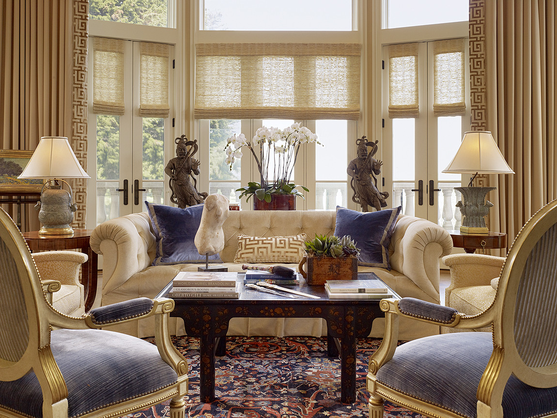 Classic Living Room Ideas
 5 Living Rooms That Prove the Power of Symmetry