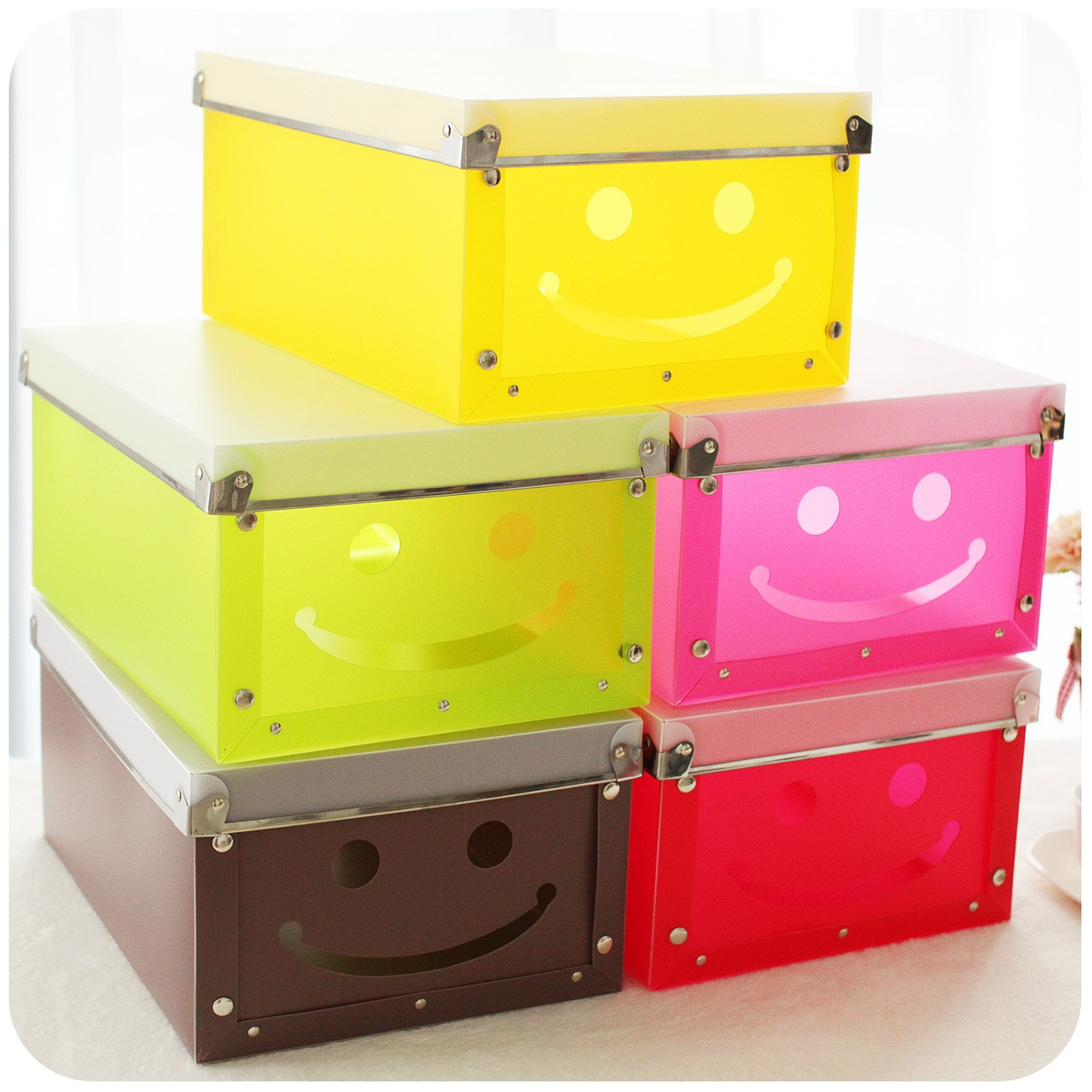 Collapsible Box DIY
 smiley plastic diy storage box finishing folding