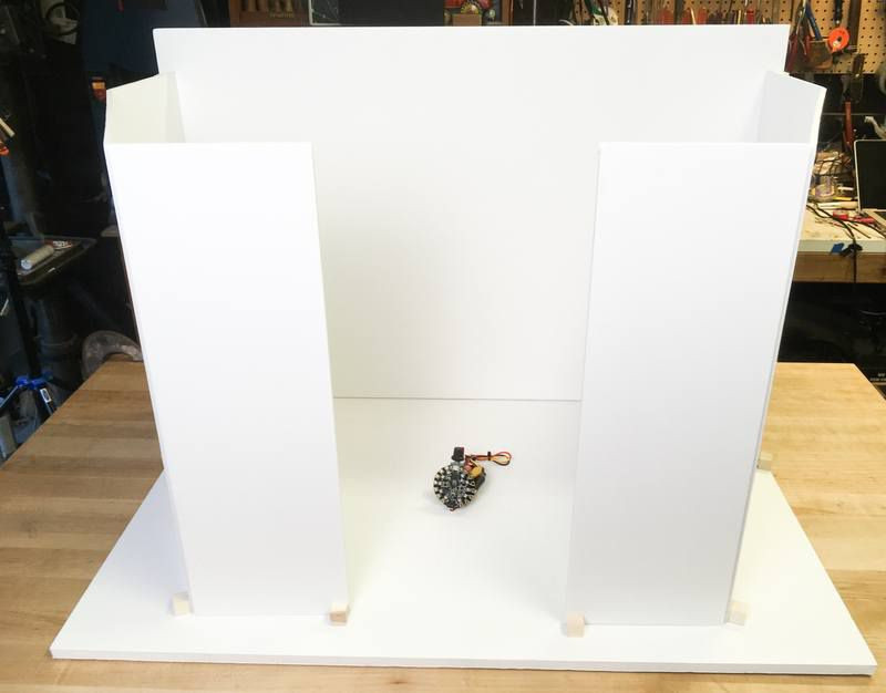 Collapsible Box DIY
 How to build a cheap collapsible DIY light box DIY