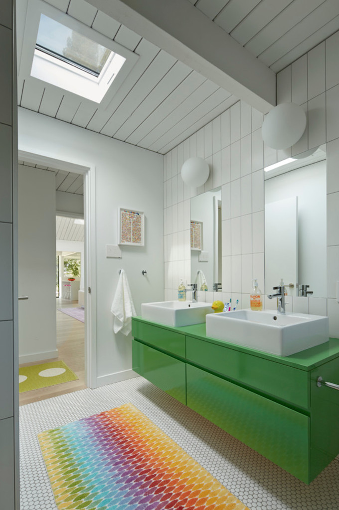 Colorful Bathroom Ideas
 Colorful Kids Bathroom Ideas