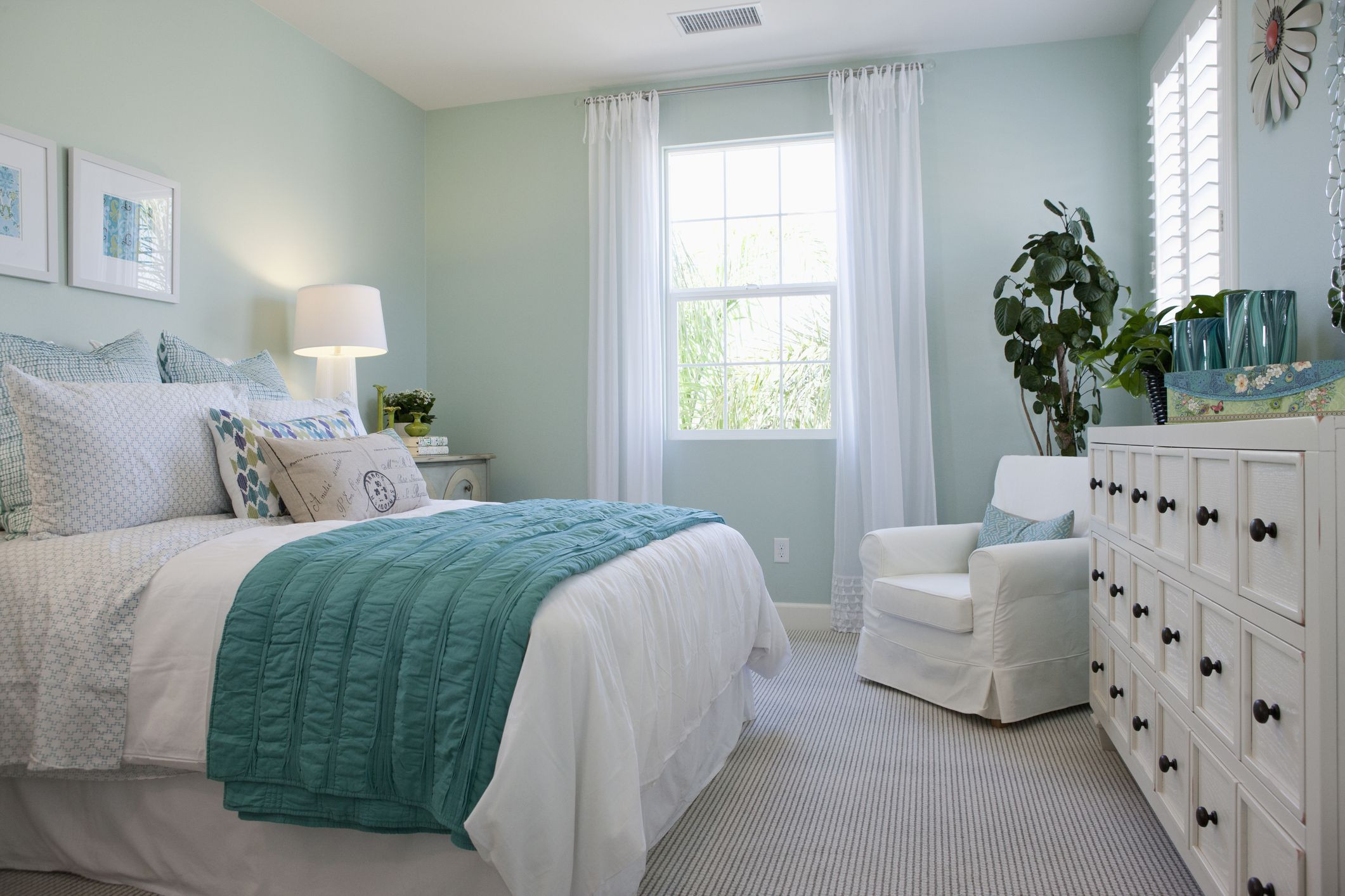 Colors To Paint Bedroom
 How to Choose the Right Paint Colors for Your Bedroom