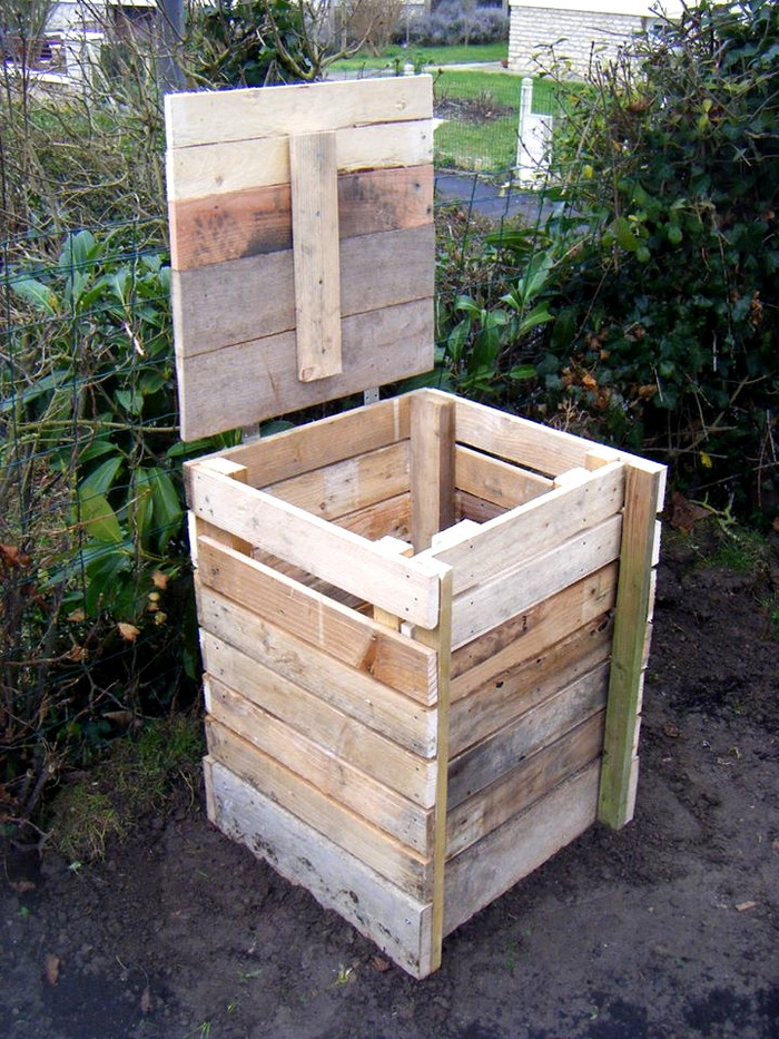 Compost Box DIY
 Build a post bin from repurposed pallets