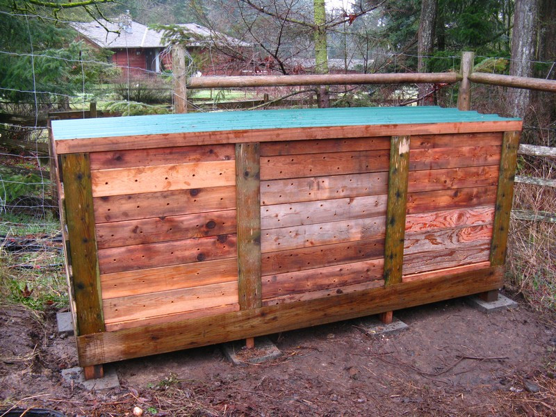 Compost Box DIY
 post bin you can build yourself in one day – The Owner