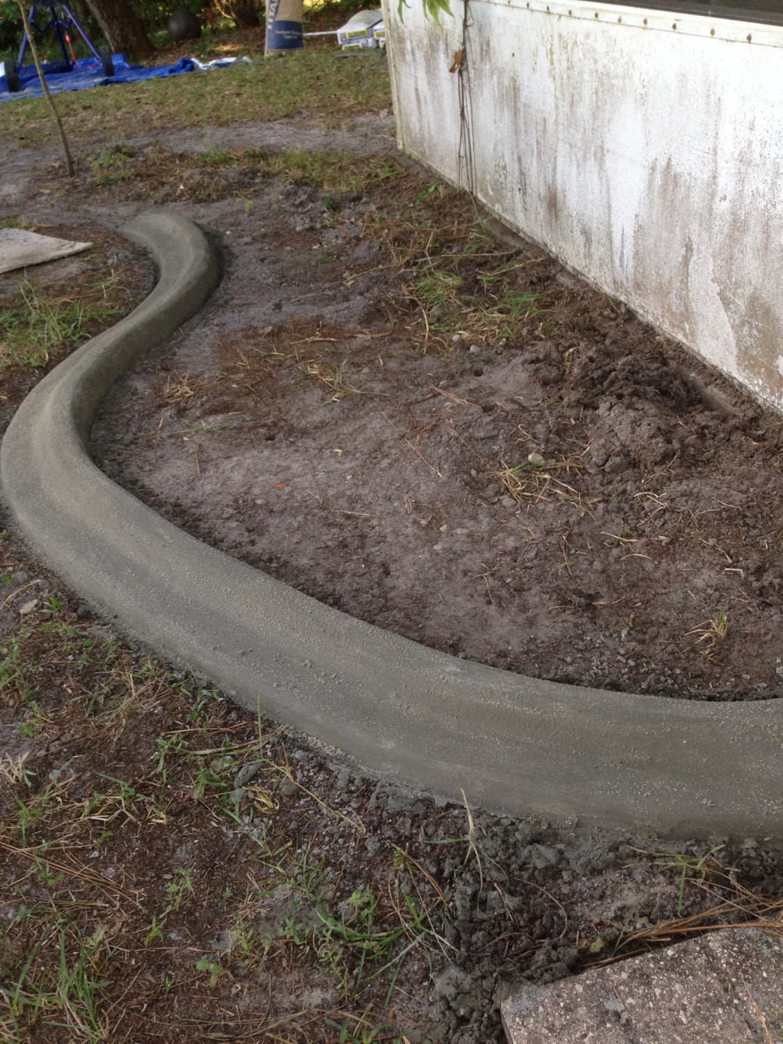 Concrete Landscape Edging
 Custom concrete curbing edging landscaping do it yourself