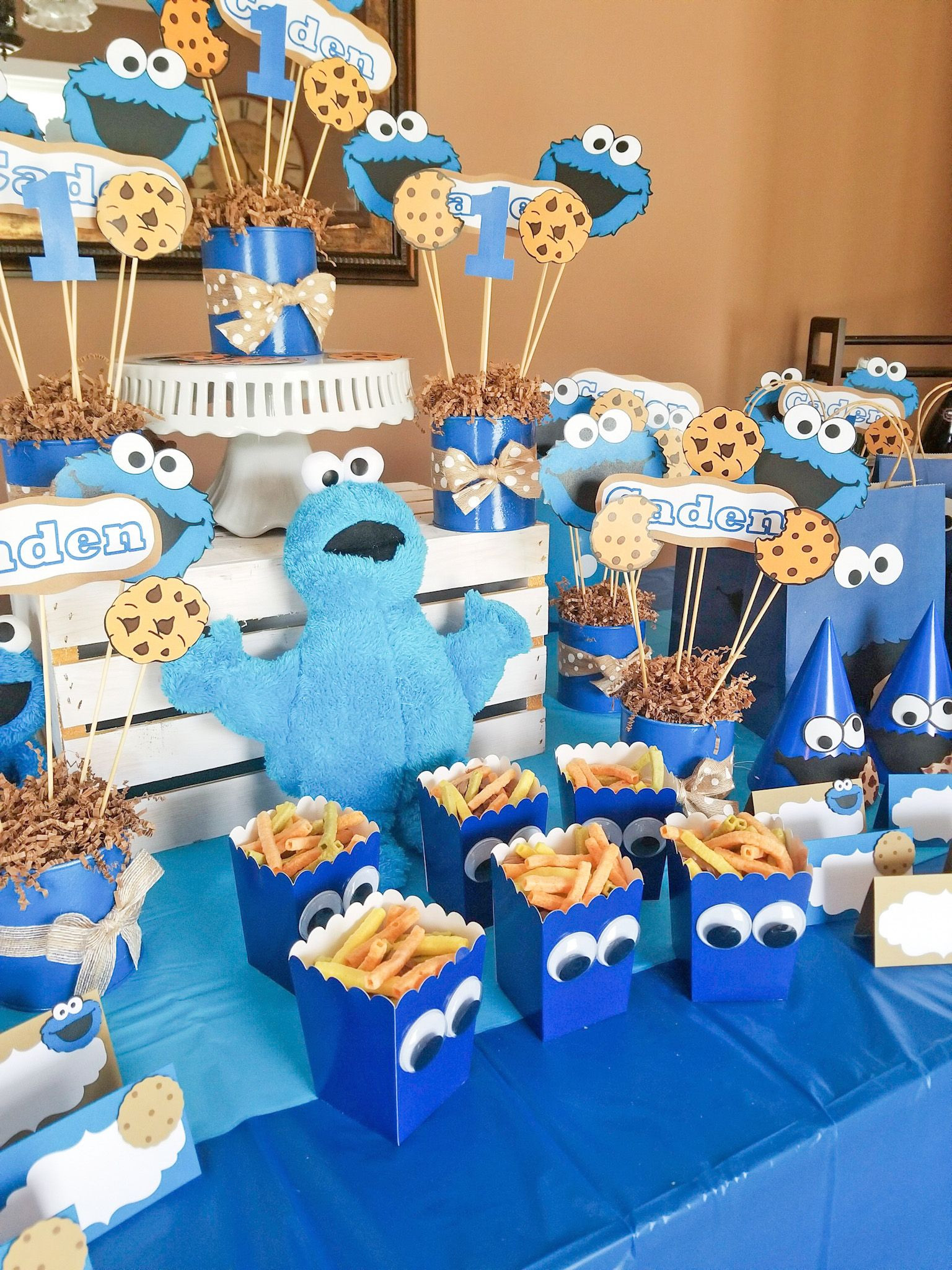 Cookie Monster Birthday Decorations
 DIY Cookie Monster Party