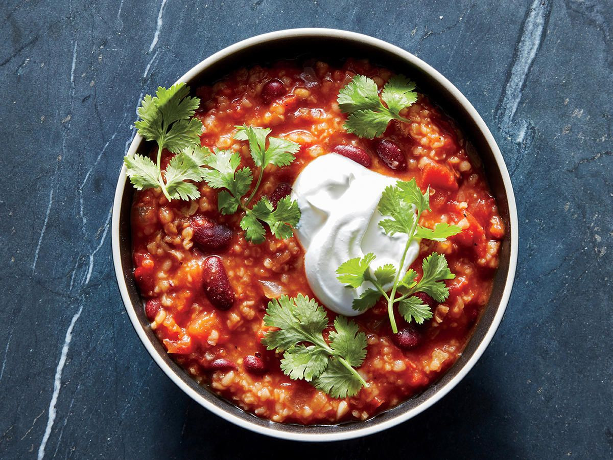 Cooking Light Vegetarian Chili
 Kidney beans and bulgur give this hearty ve arian chili