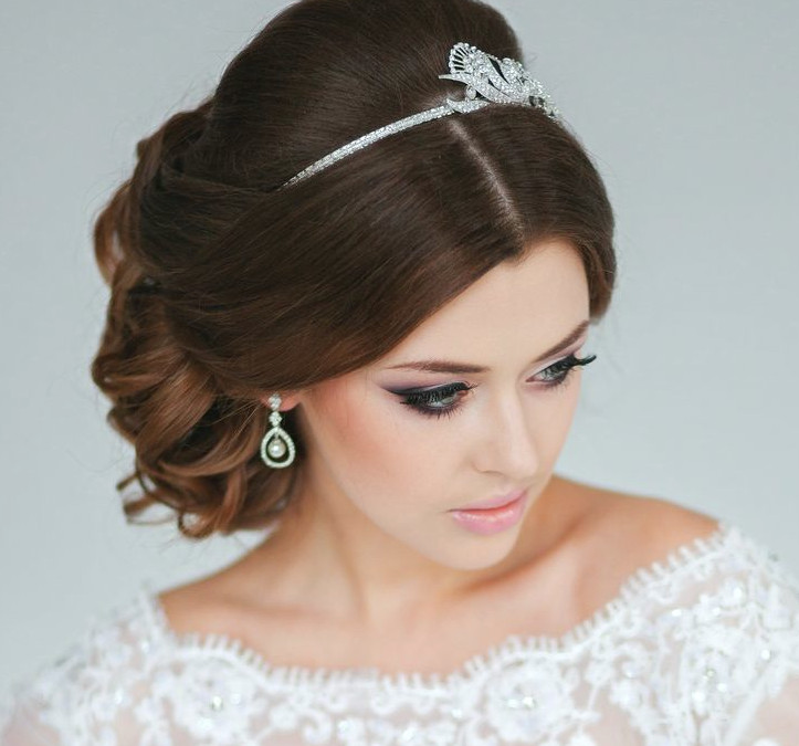 Cool Wedding Hairstyles
 30 Creative and Unique Wedding Hairstyle Ideas MODwedding