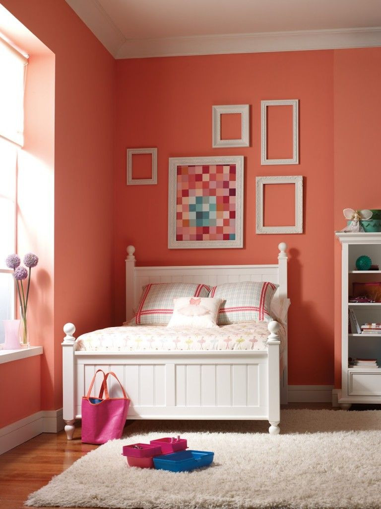 Coral Color Bedroom
 Trendy Colors Coral Home Design