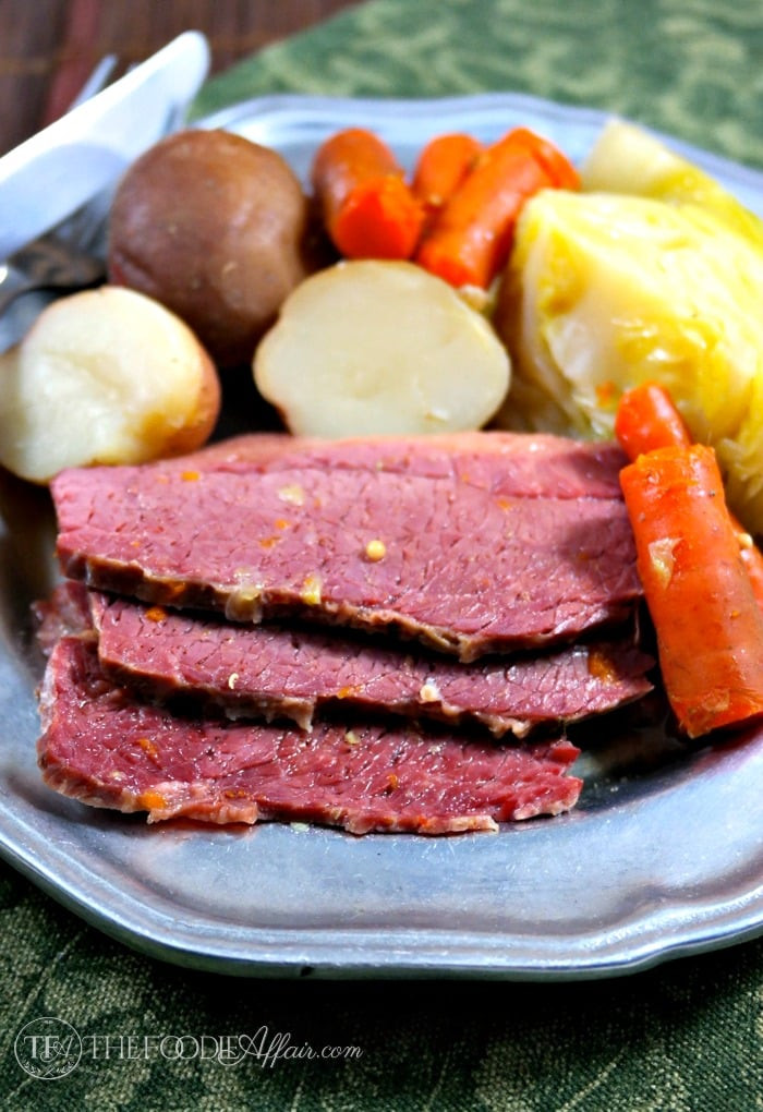 Corn Beef Slow Cooker
 Simple Corned Beef Cabbage Slow Cooked Recipe