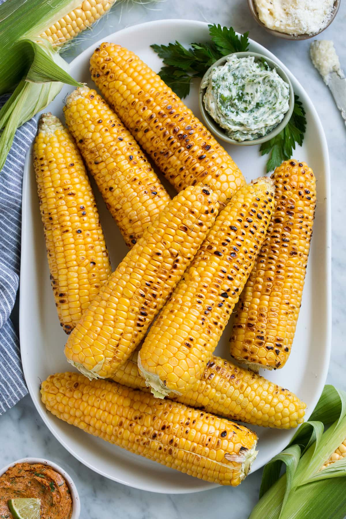 Corn On The Cob On The Grill
 Grilled Corn on the Cob 3 Flavored Butters Cooking