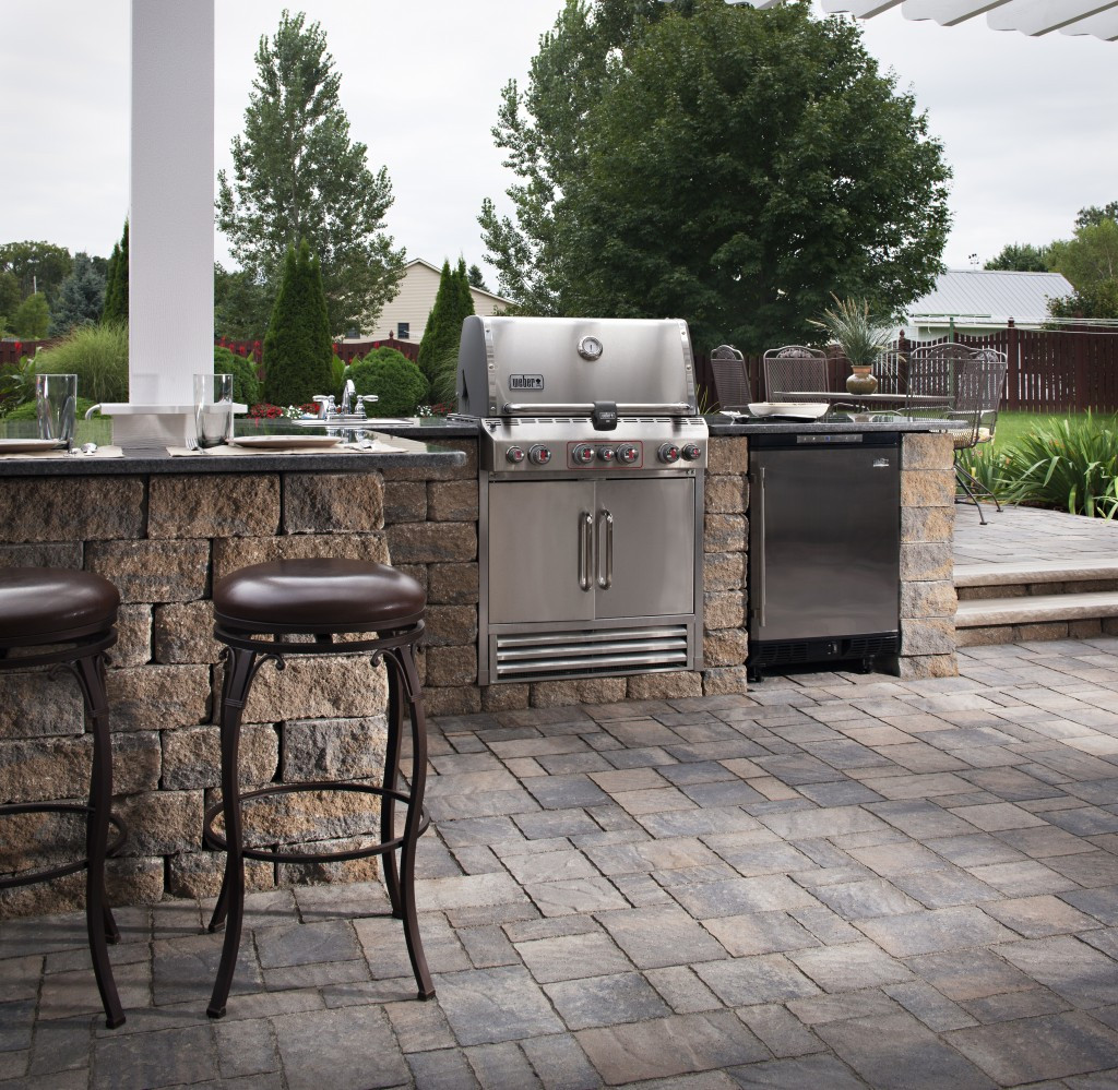 Cost Of Outdoor Kitchen
 Outdoor Kitchen Cost Ultimate Pricing Guide