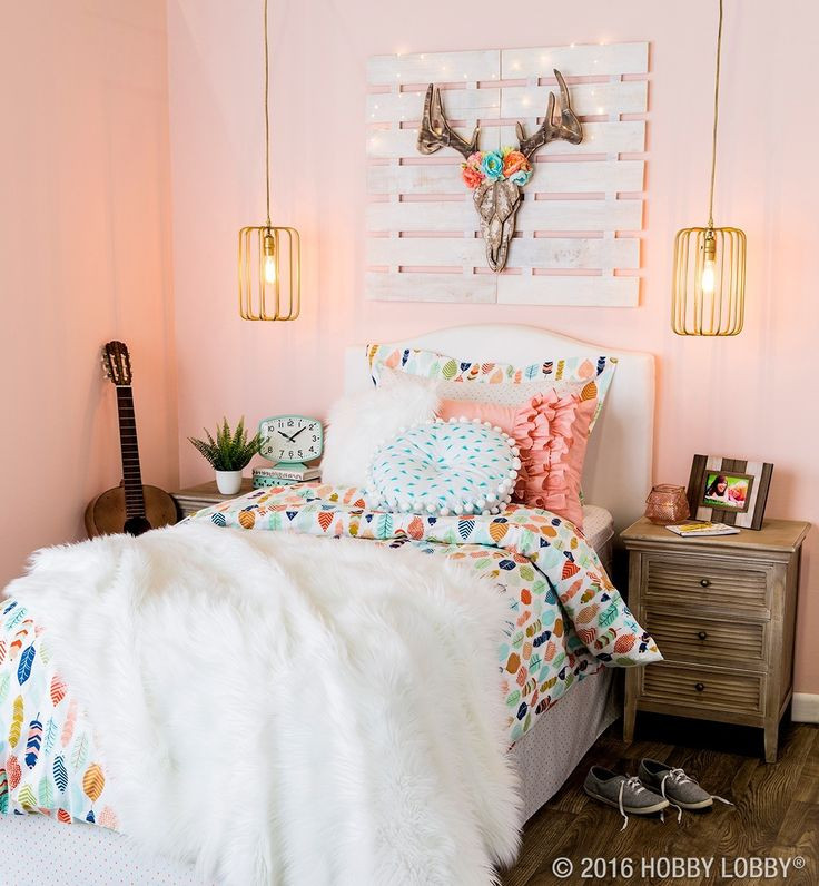 Country Girl Bedroom
 Best 25 Country teen bedroom ideas on Pinterest