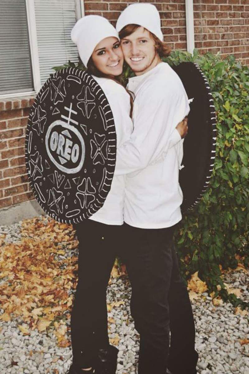 Couple Halloween Costumes Ideas DIY
 40 Oh So Innovative DIY Couple Halloween Costume Ideas