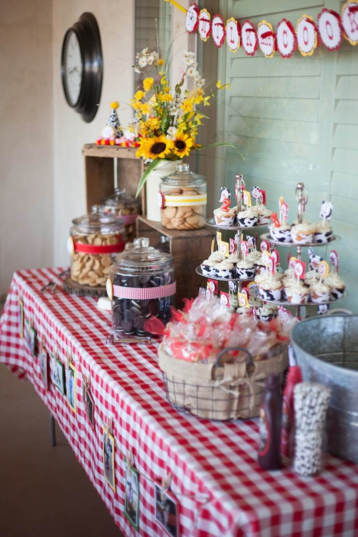 Cowgirl Birthday Party Ideas And Supplies
 Kara s Party Ideas Cowboy Cowgirl Themed Joint Birthday