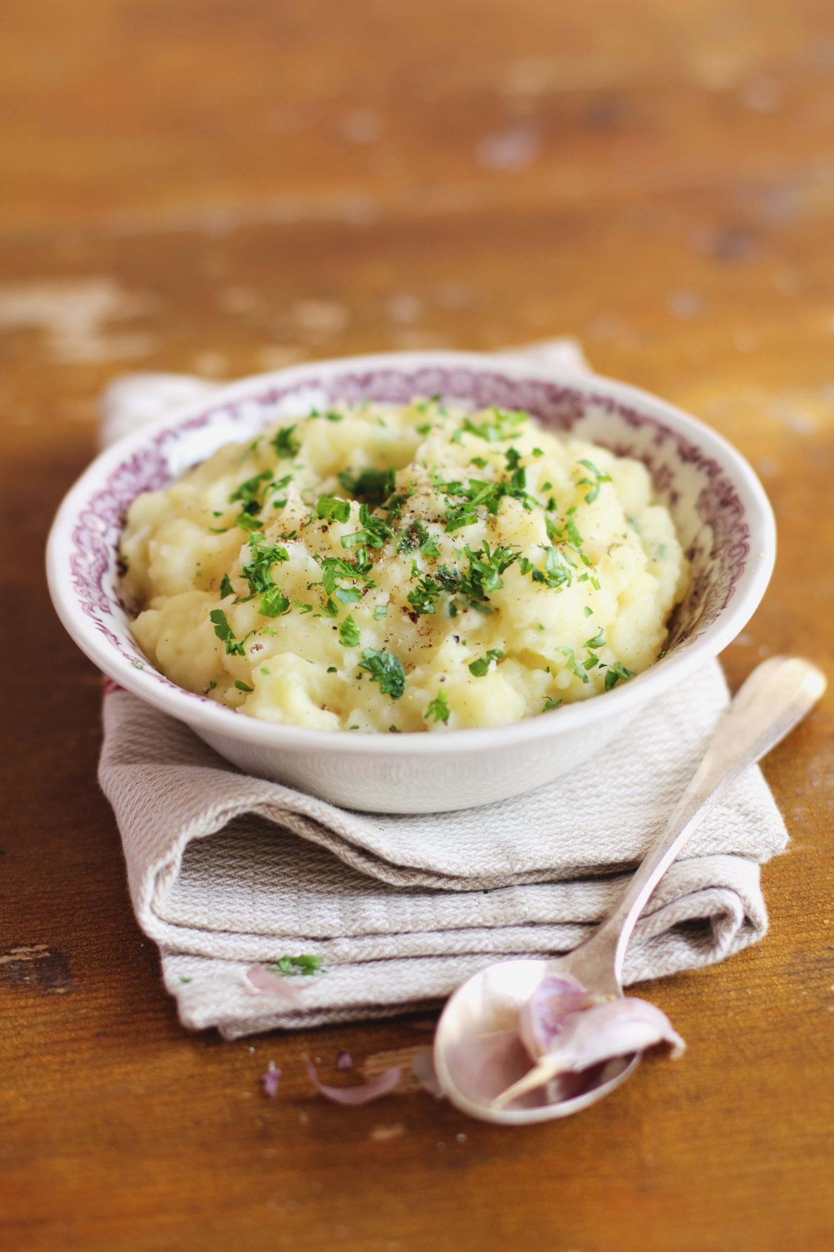 Cream Cheese Mashed Potatoes
 Crockpot Mashed Potatoes with Cream Cheese and Sour Cream