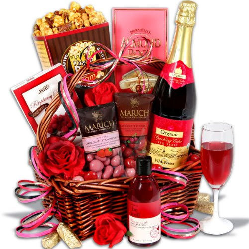 Creative Valentine Day Gift Ideas For Her
 FREE 25 Valentine’s Day Gifts for your Girlfriend