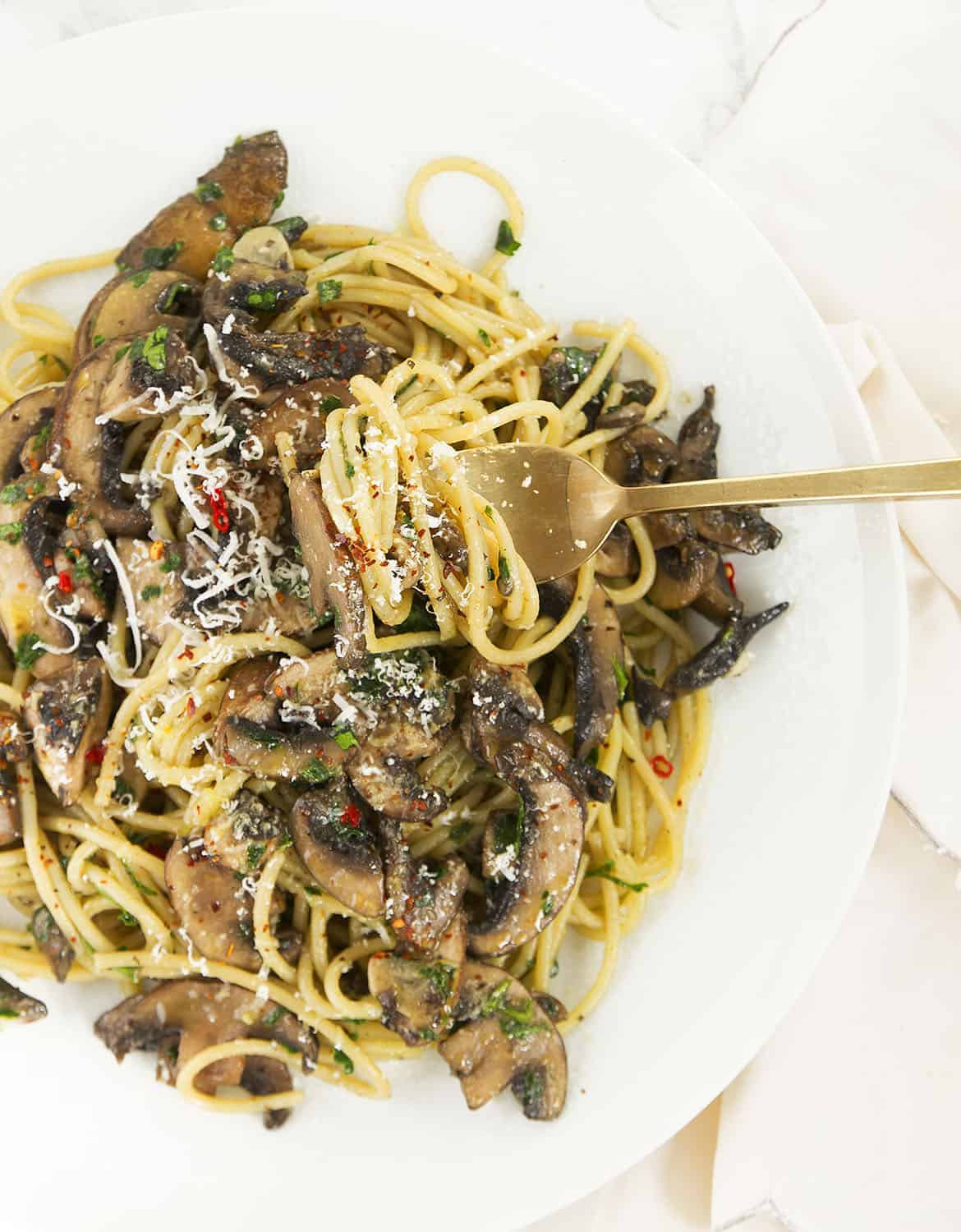 Cremini Vs Baby Bella
 15 MINUTE GARLIC MUSHROOM PASTA The clever meal