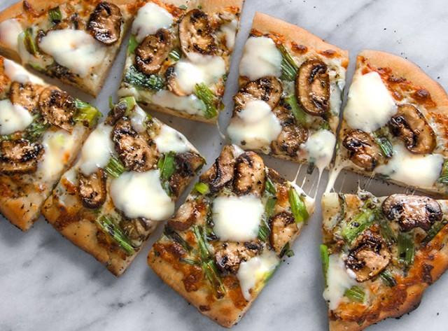 Crimini Mushrooms Recipe
 Crimini Mushroom Flatbread Pizza Recipe With Grilled Green