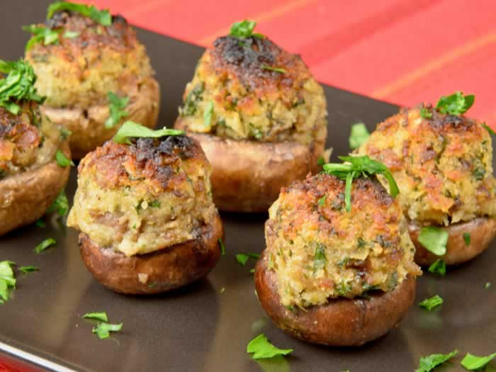 Crimini Mushrooms Recipe
 Spicy Sausage & Fresh Herb Stuffed Crimini Mushrooms