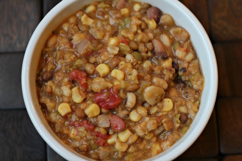 Crock Pot Recipes Vegetarian
 Easy Crock Pot Recipes 13 Bean Ve arian Soup e