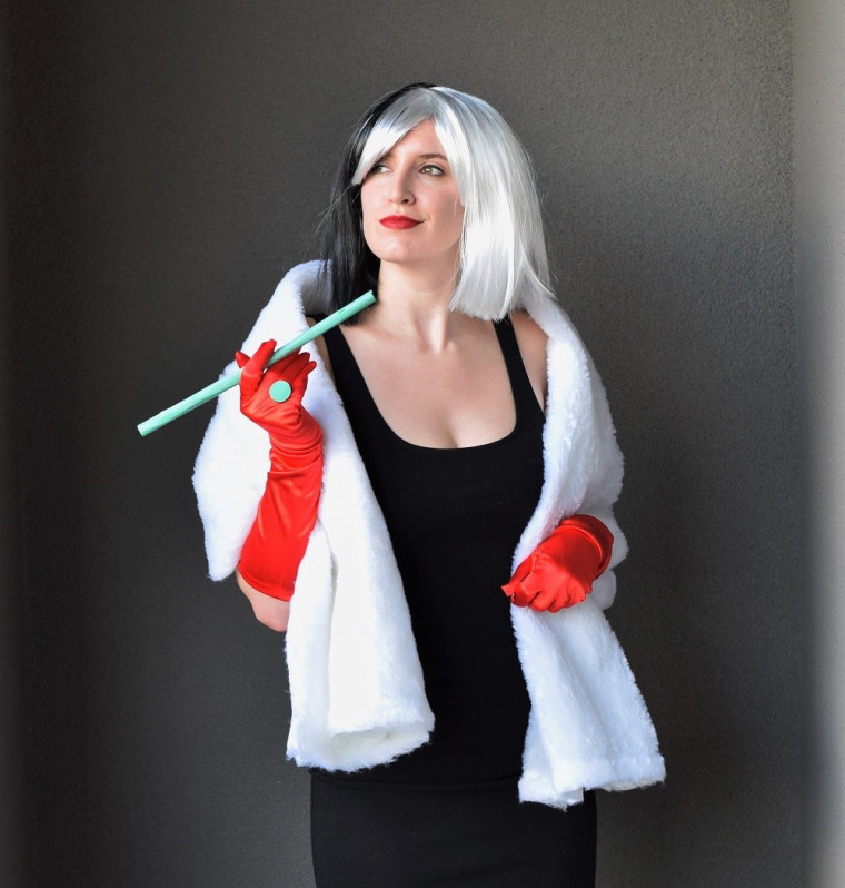 Cruella Deville Costume DIY
 DIY Cruella Deville Costume – Bunny Baubles