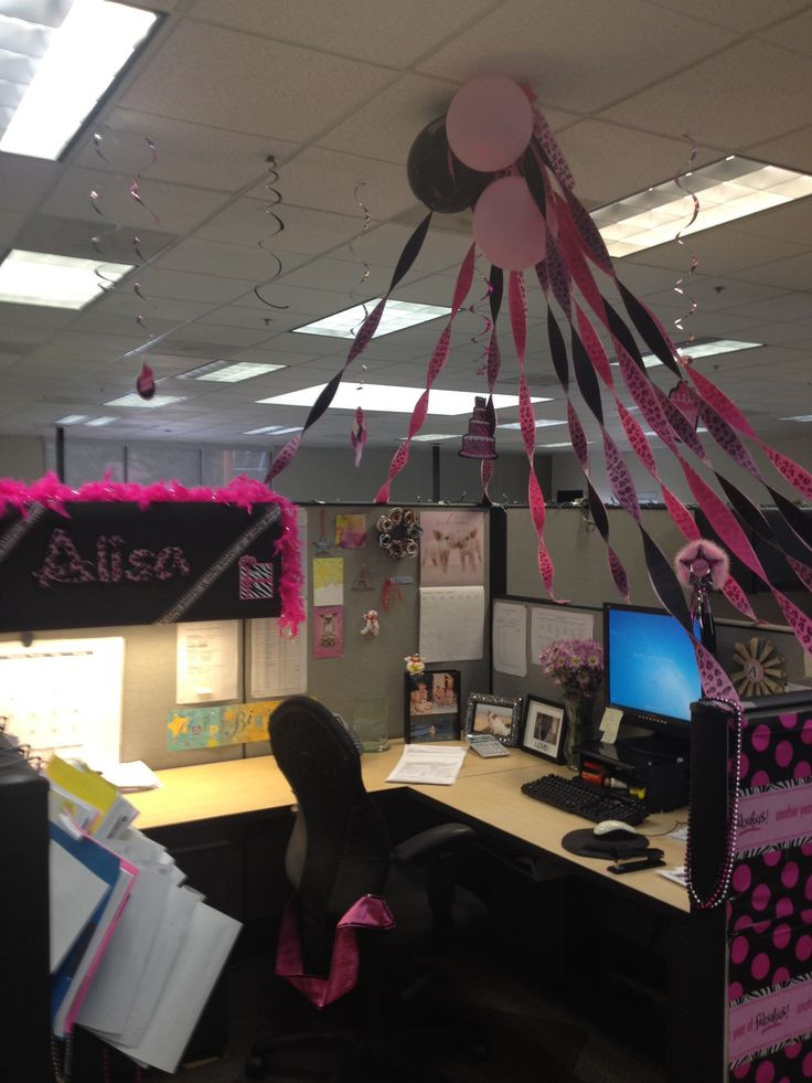 Cubicle Birthday Decorations
 Decorating Cubicles For Birthdays