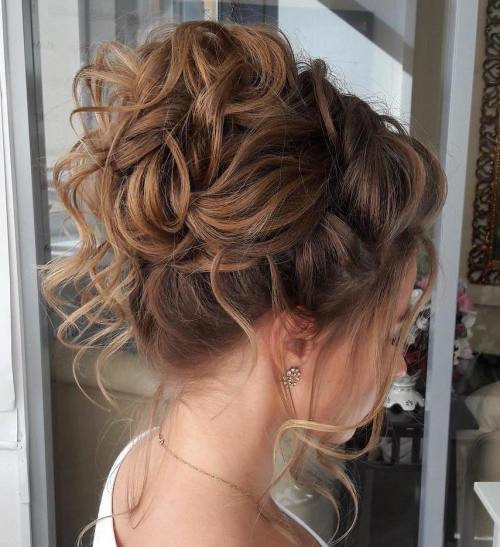 Curly Bun Hairstyles
 40 Creative Updos for Curly Hair