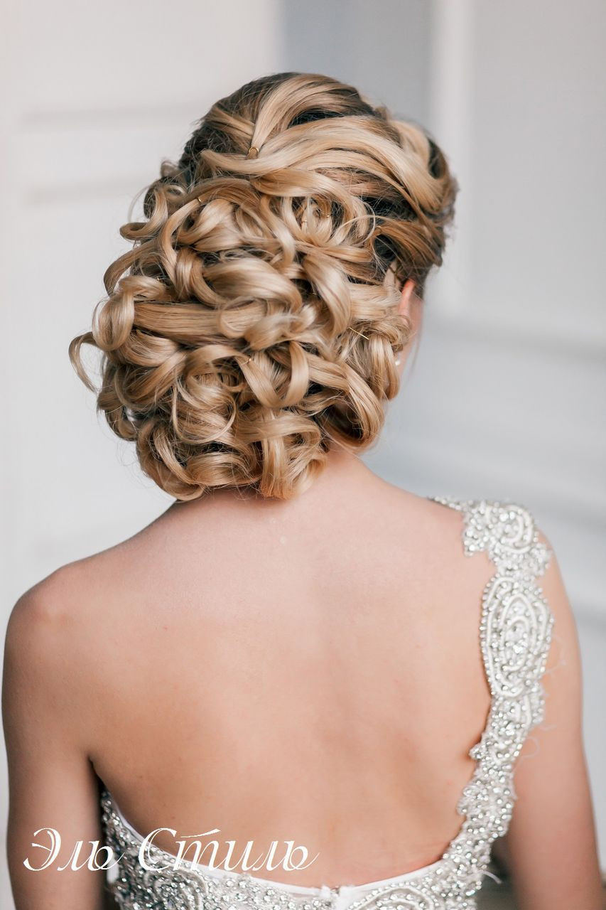 Curly Updo Wedding Hairstyles
 50 Perfect Long Wedding Hairstyles with Glam Deer Pearl